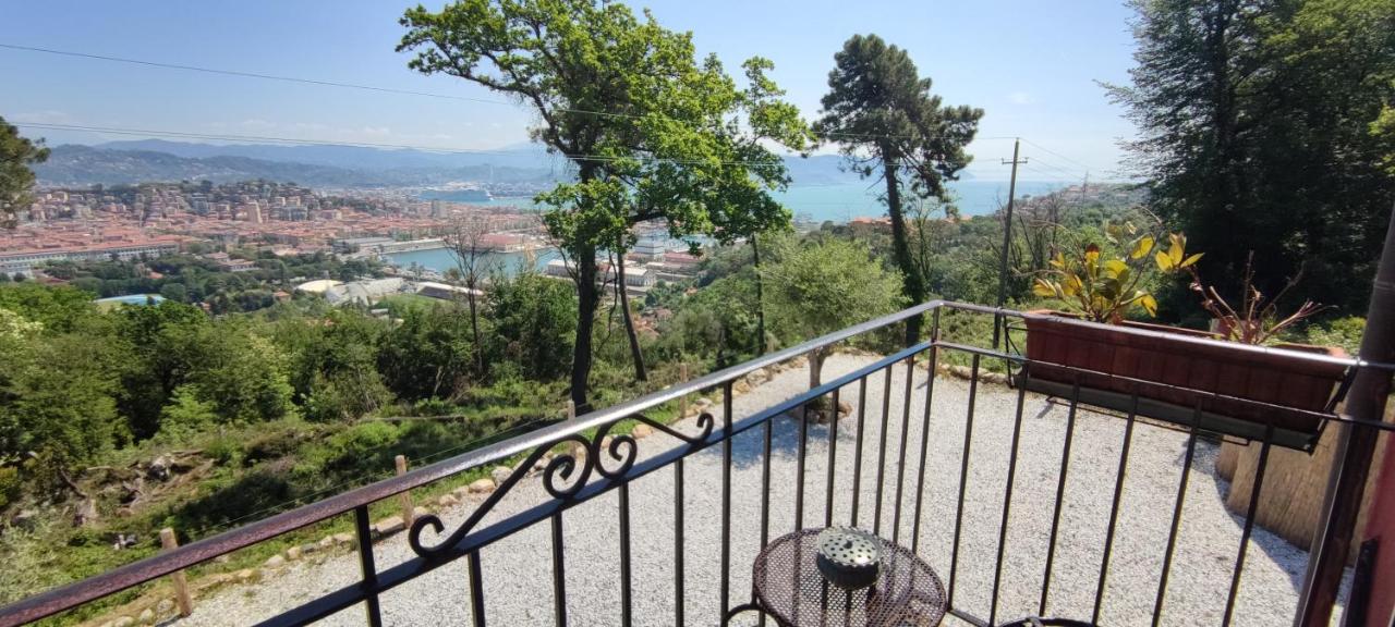 לה ספציה Agriturismo Belvedere 9 מראה חיצוני תמונה